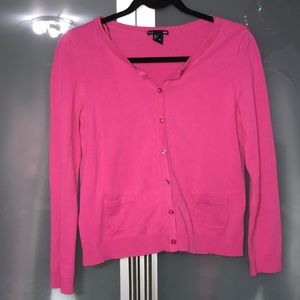 Women’s small button shirt